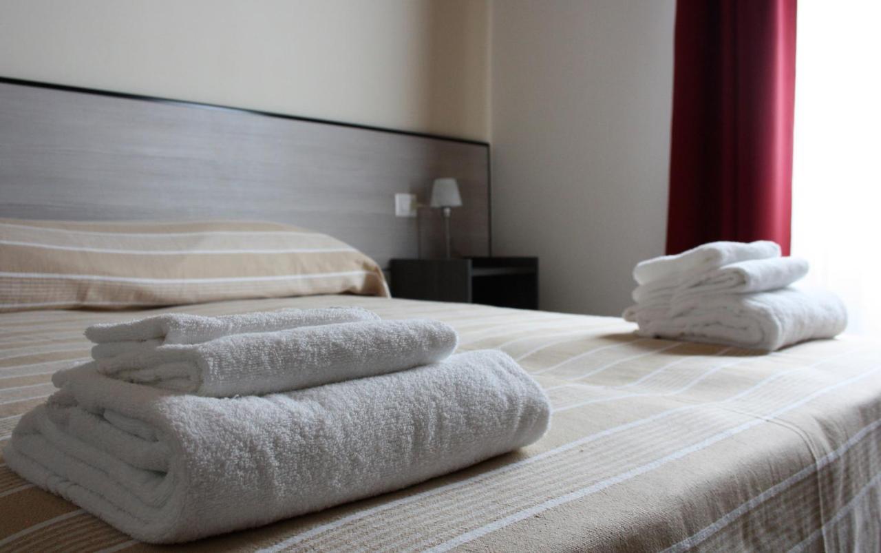 La Formica Hotel Чивитавекия Екстериор снимка